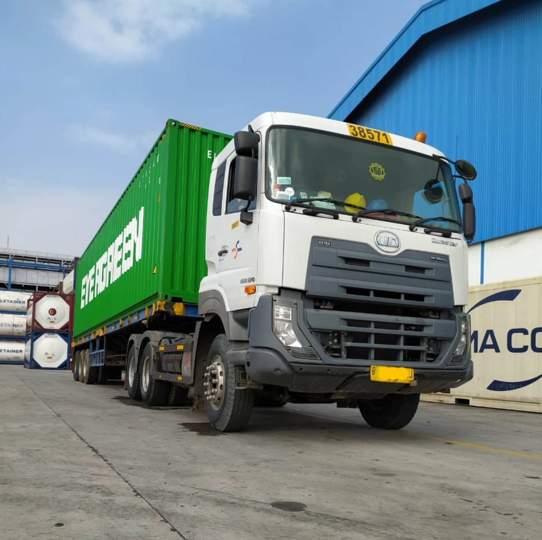 Container Trucking (40ft) – Evergreen